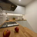 P&j Lubicz Apartman Krakkó
