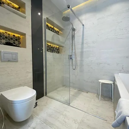 P&j Lubicz Апартаменты *